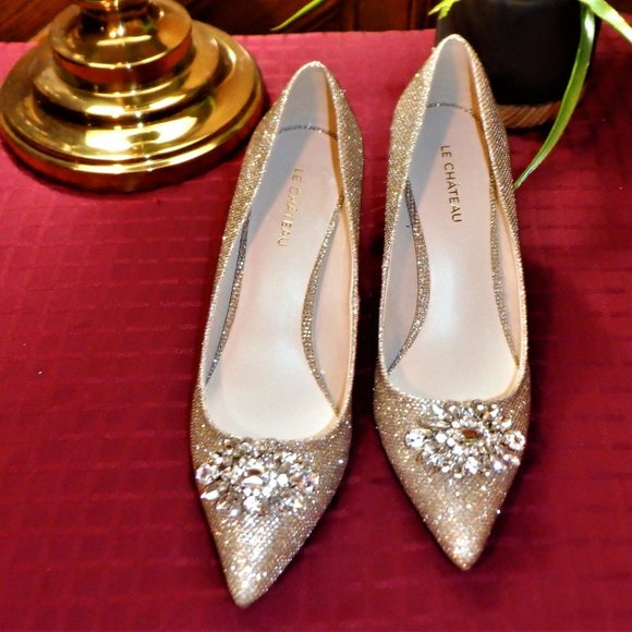 *** Le CHATEAU *** Brand New - 9 - Picture 2 of 5